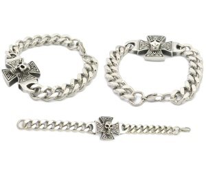 Armband Schädel Kreuz