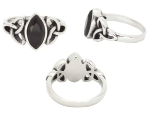 Fingerring schwarzer Stein